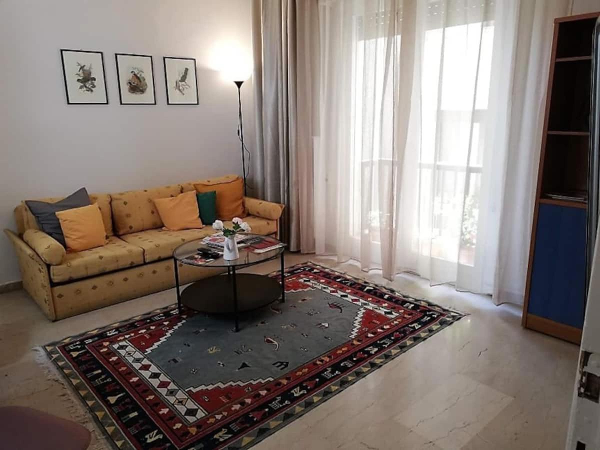The Rose Apartment Wolos Zewnętrze zdjęcie