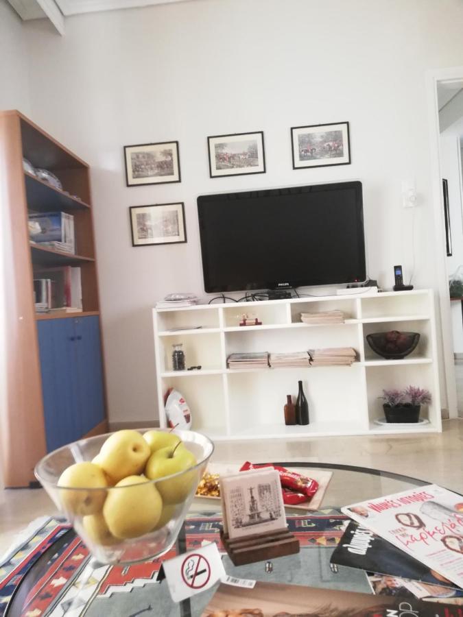 The Rose Apartment Wolos Zewnętrze zdjęcie