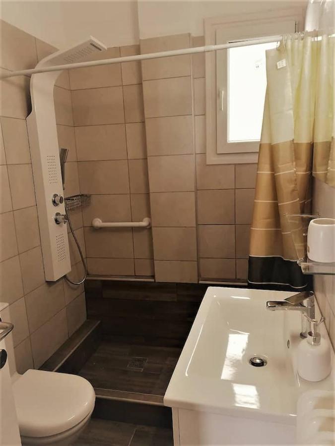 The Rose Apartment Wolos Zewnętrze zdjęcie
